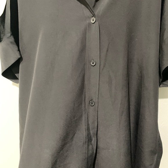 💕HOSTPICK Michael Kors Black Open Shoulder Top - Picture 4 of 6